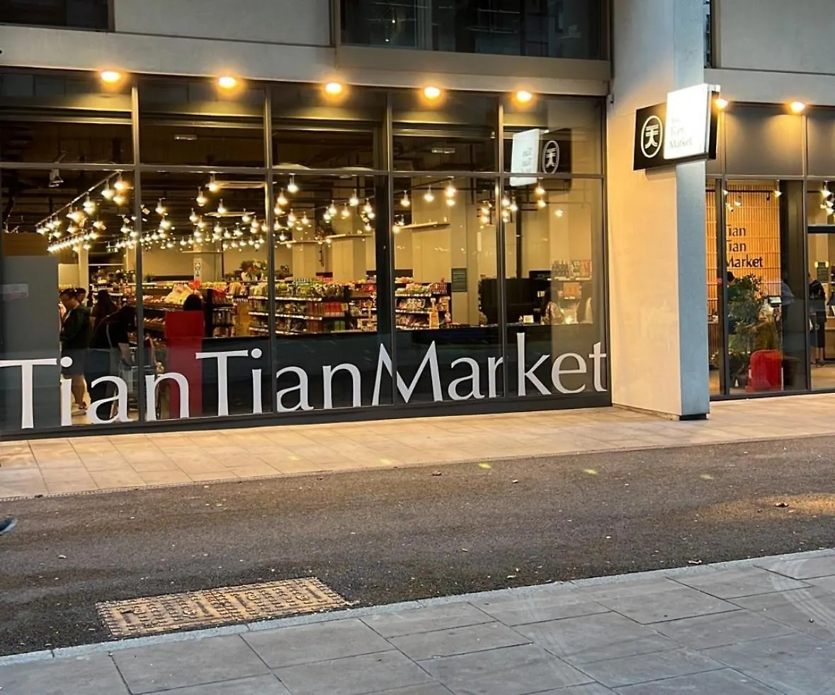 Captivating 2-Bed Apartment In Canary Wharf London